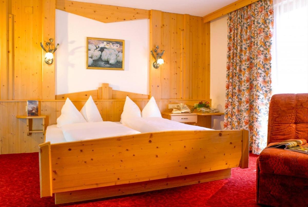 Apart Garni Eveline Ischgl Exterior photo